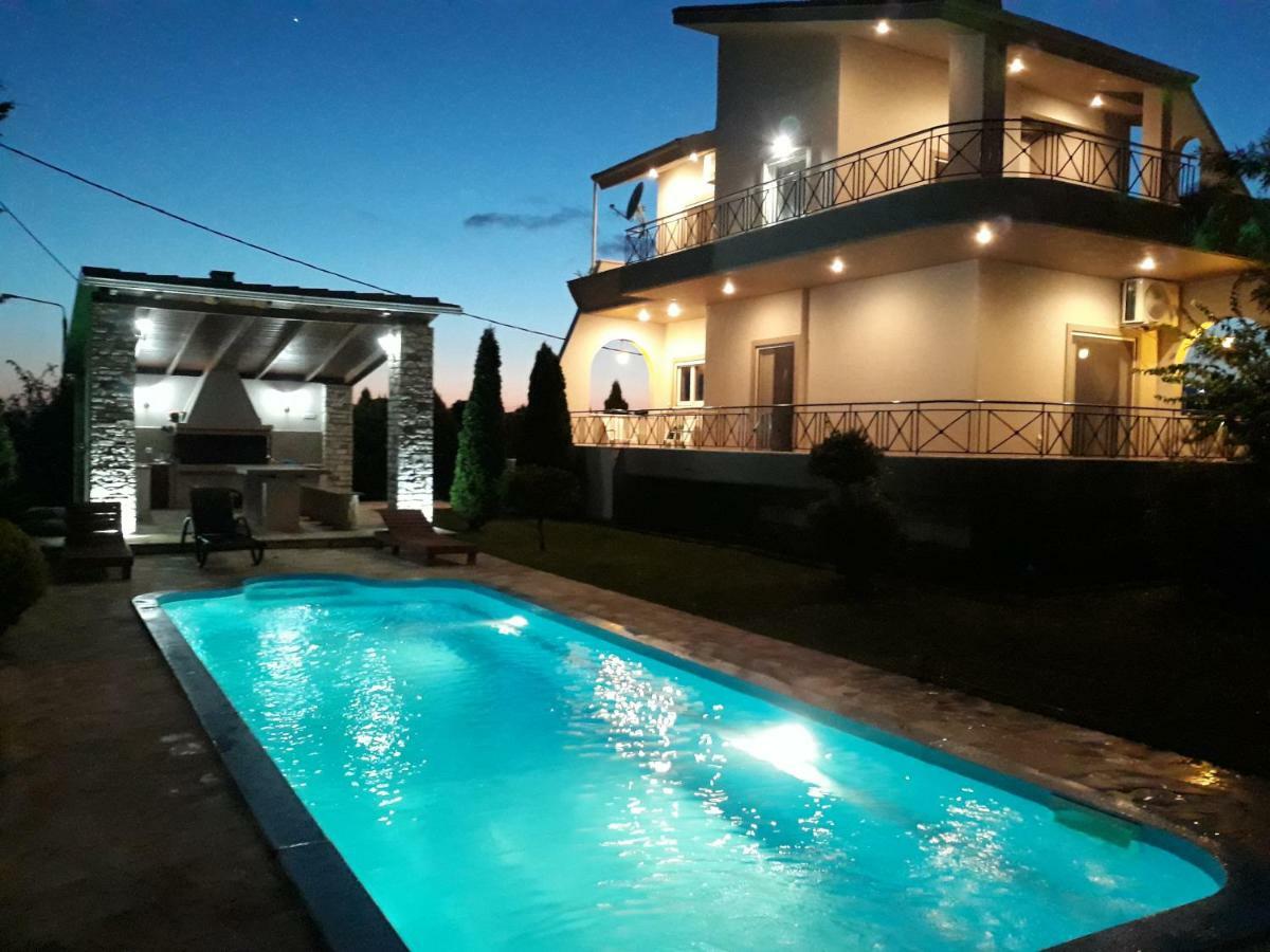 Villa Oneiro Kanali  Exteriör bild